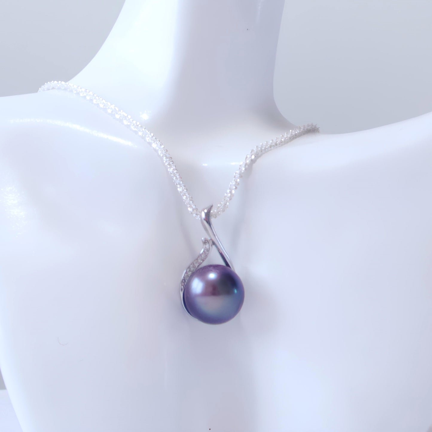 Ghost Purple Pearl Pendant