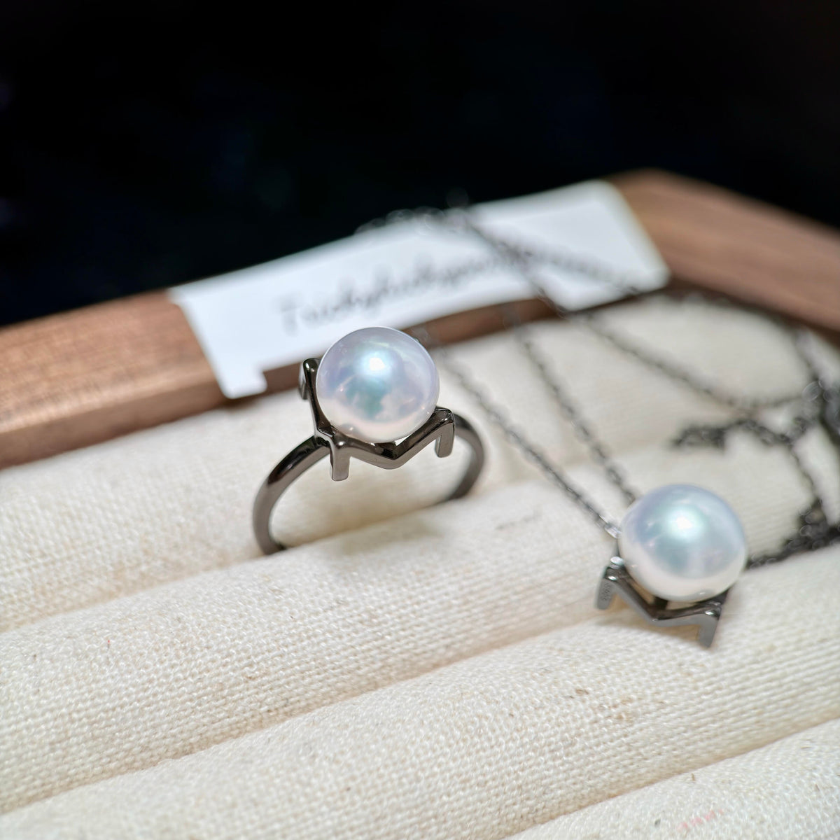 Blue Halo Pearl Ring & Pendant Set
