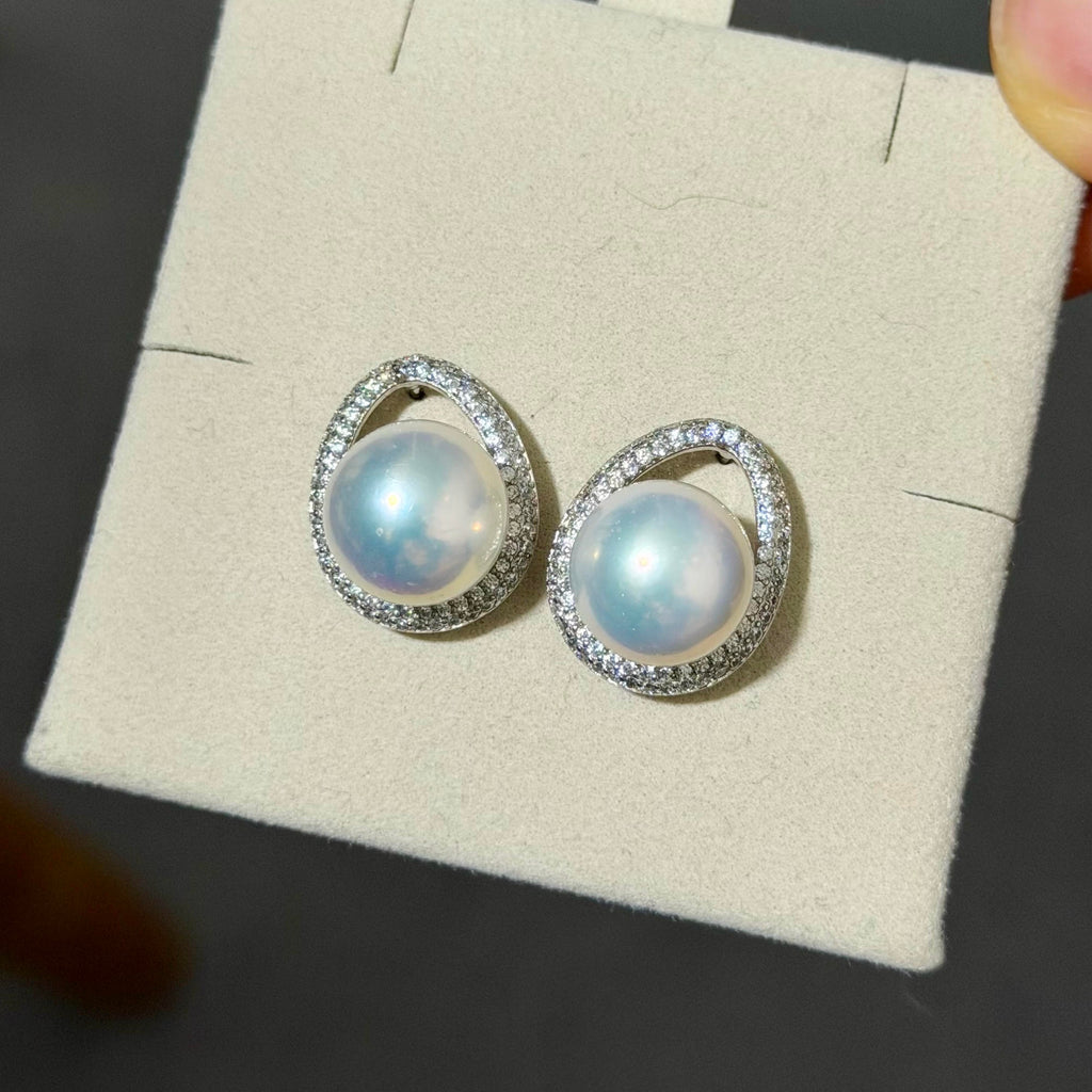 Sparkling 12mm Cold Blue Halo Pearl Stud Earrings