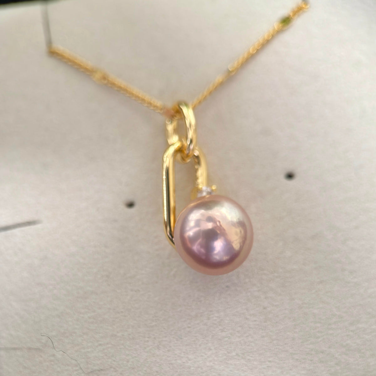 10.3mm Metallic Golden Pink Pearl Pendant, Openable Bail