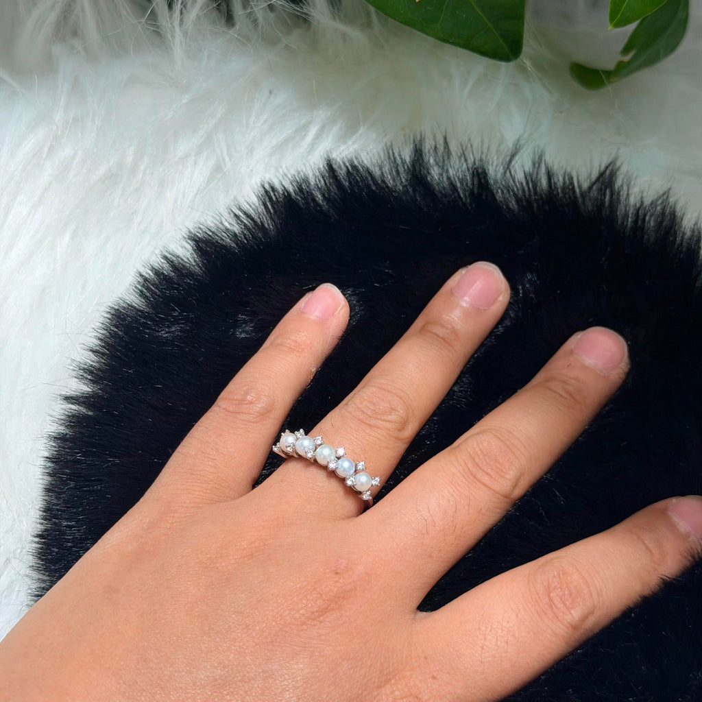 Small Blue Pink Halo Pearl Crown Ring