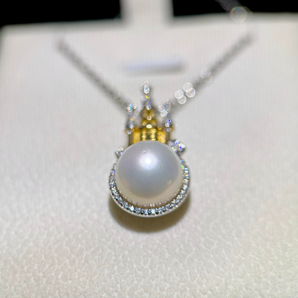 Romantic white pearl castle necklace with an elegant princess-inspired design.