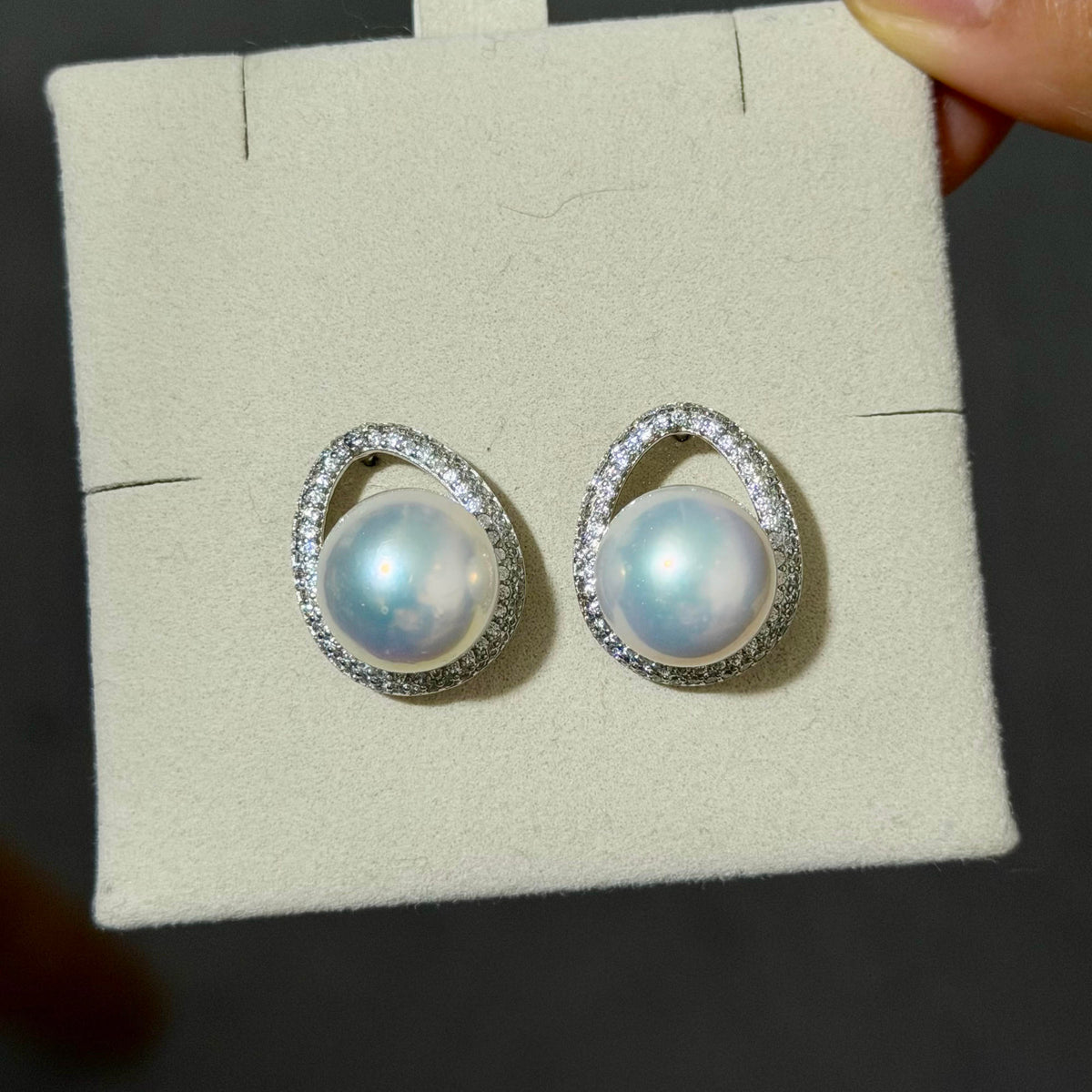 Sparkling 12mm Cold Blue Halo Pearl Stud Earrings