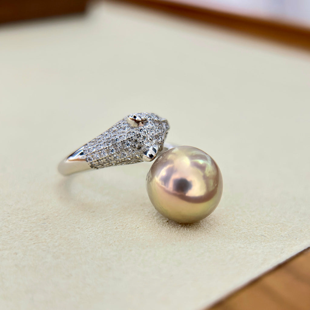 11.9mm Golden Green Pearl Leopard Ring – Reddish Brown Halo