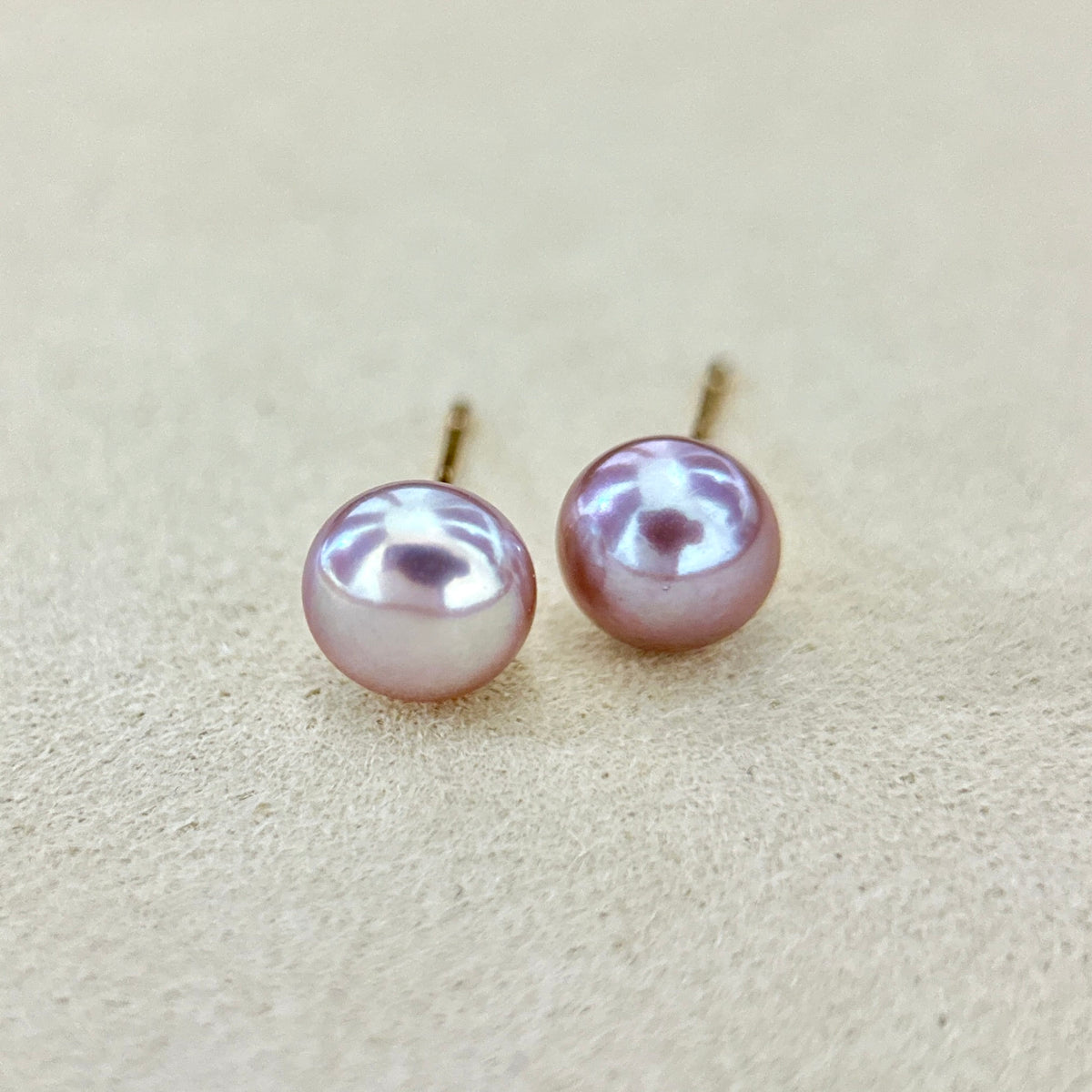 Colorful Flat Freshwater Pearl Stud Earrings – Minimalist