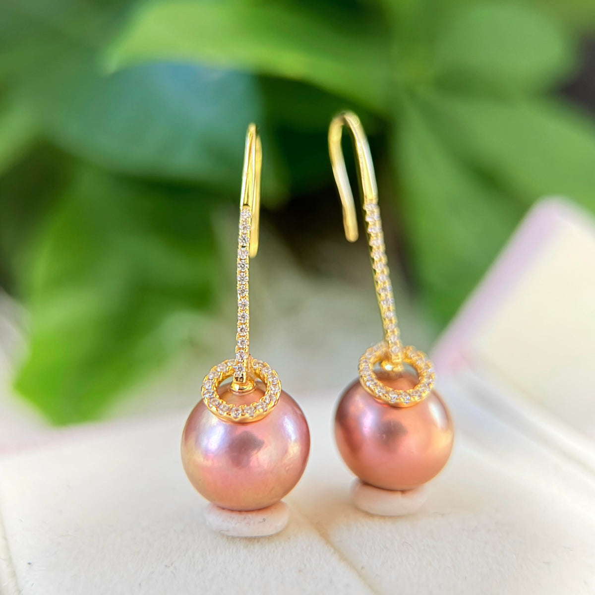 12mm Metallic Brown Freshwater Pearl Drop Earrings – Green Halo