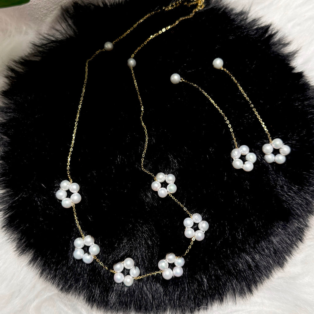 Delicate Pearl Flower Jewelry Set – Necklace & Earrings