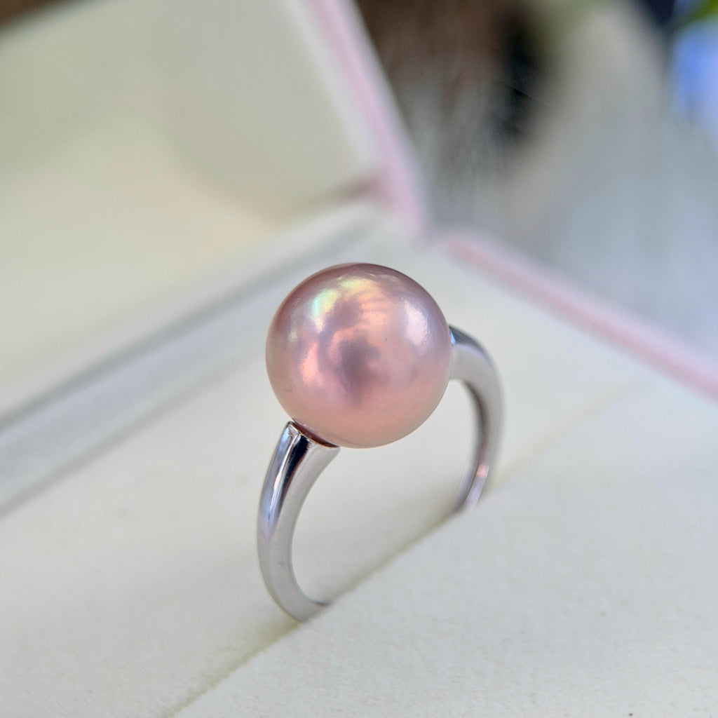 12.4mm Metallic Pink Pearl Ring – Golden Green Halo