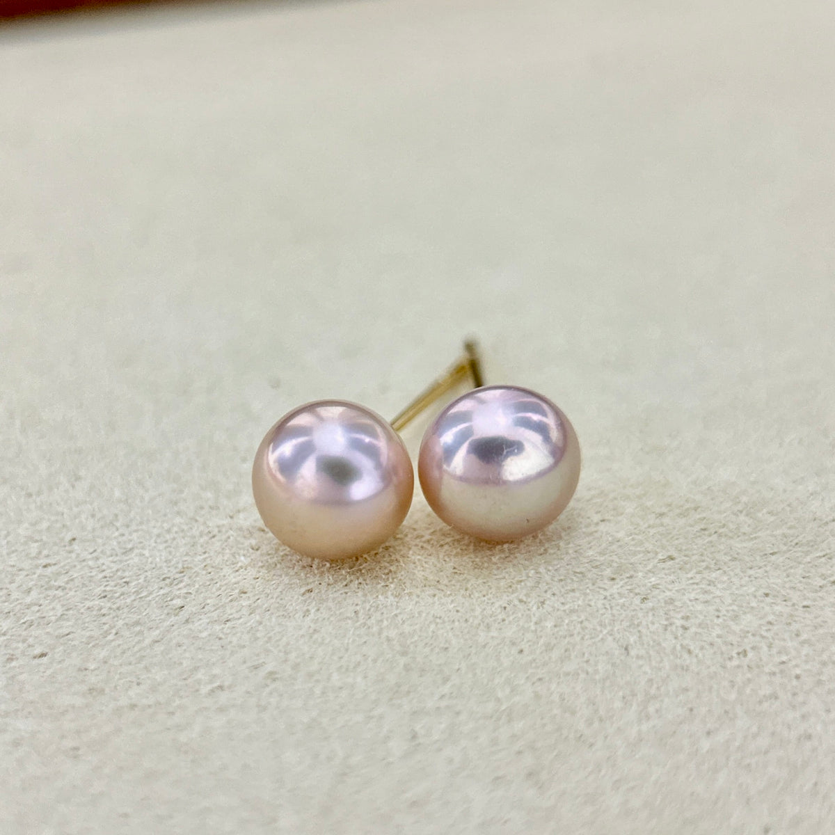 Colorful Flat Freshwater Pearl Stud Earrings – Minimalist