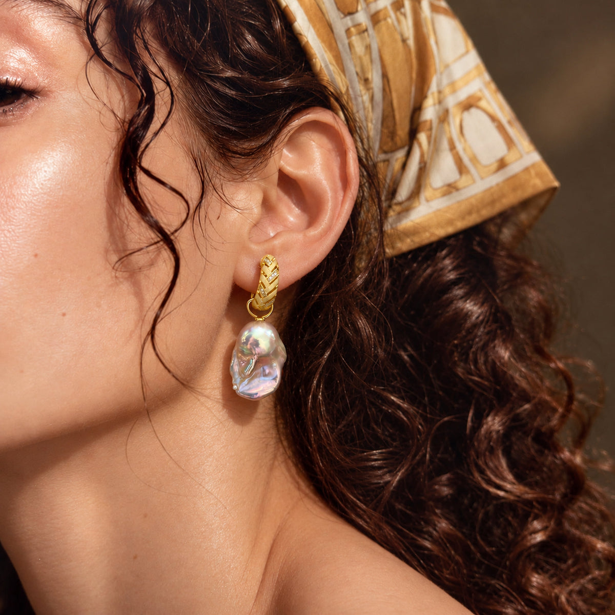 detachable-golden-green-baroque-pearl-earrings-frosted-gold-on-model