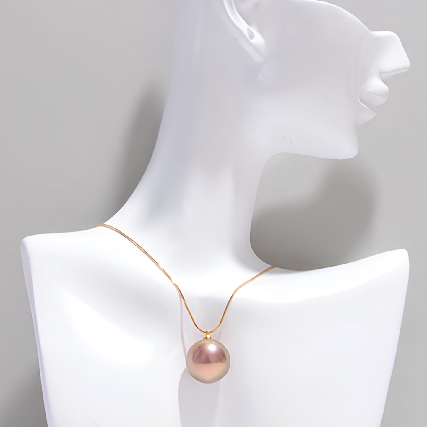 Rebel Girl's Pearl Necklace