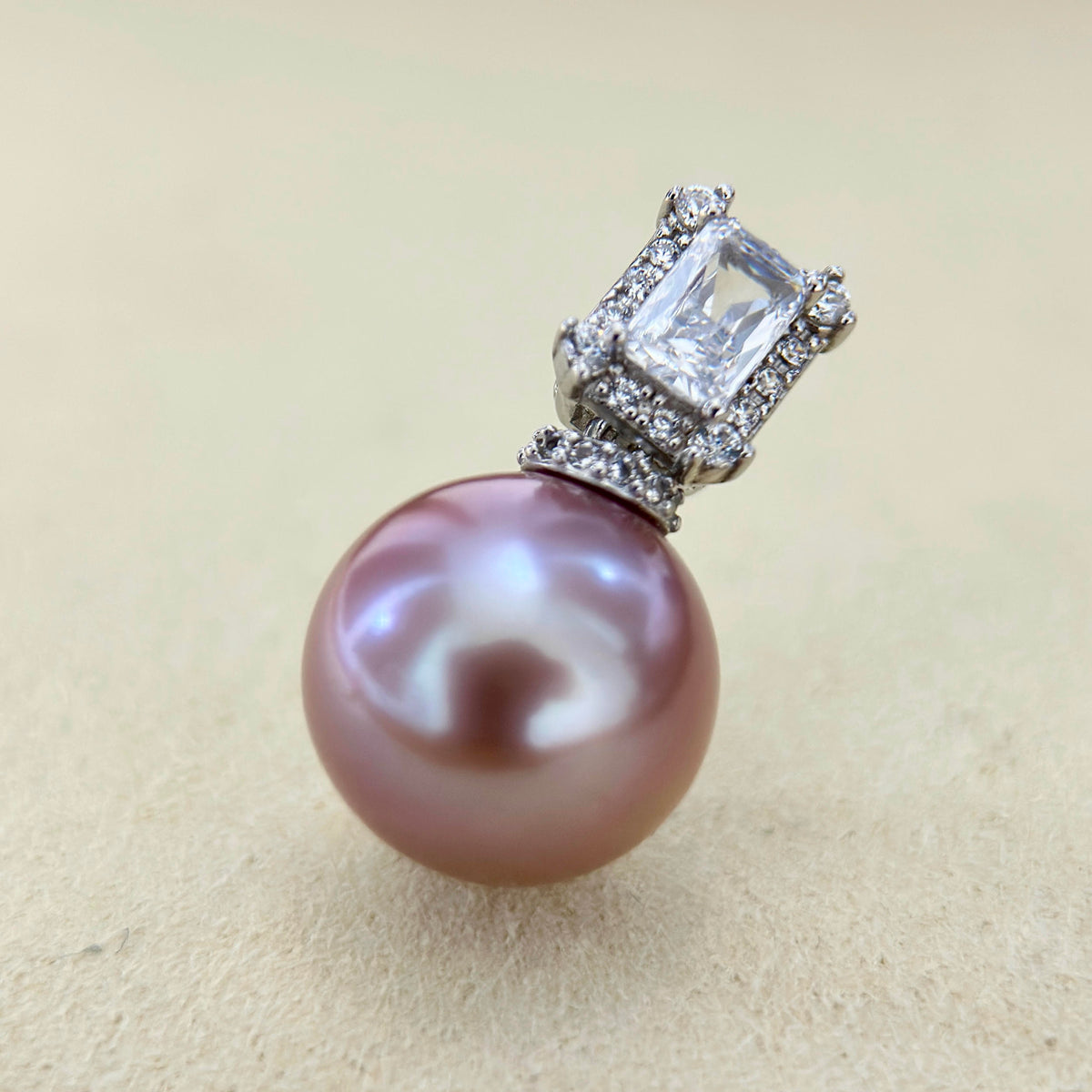 13mm Deep Purple Pearl Pendant