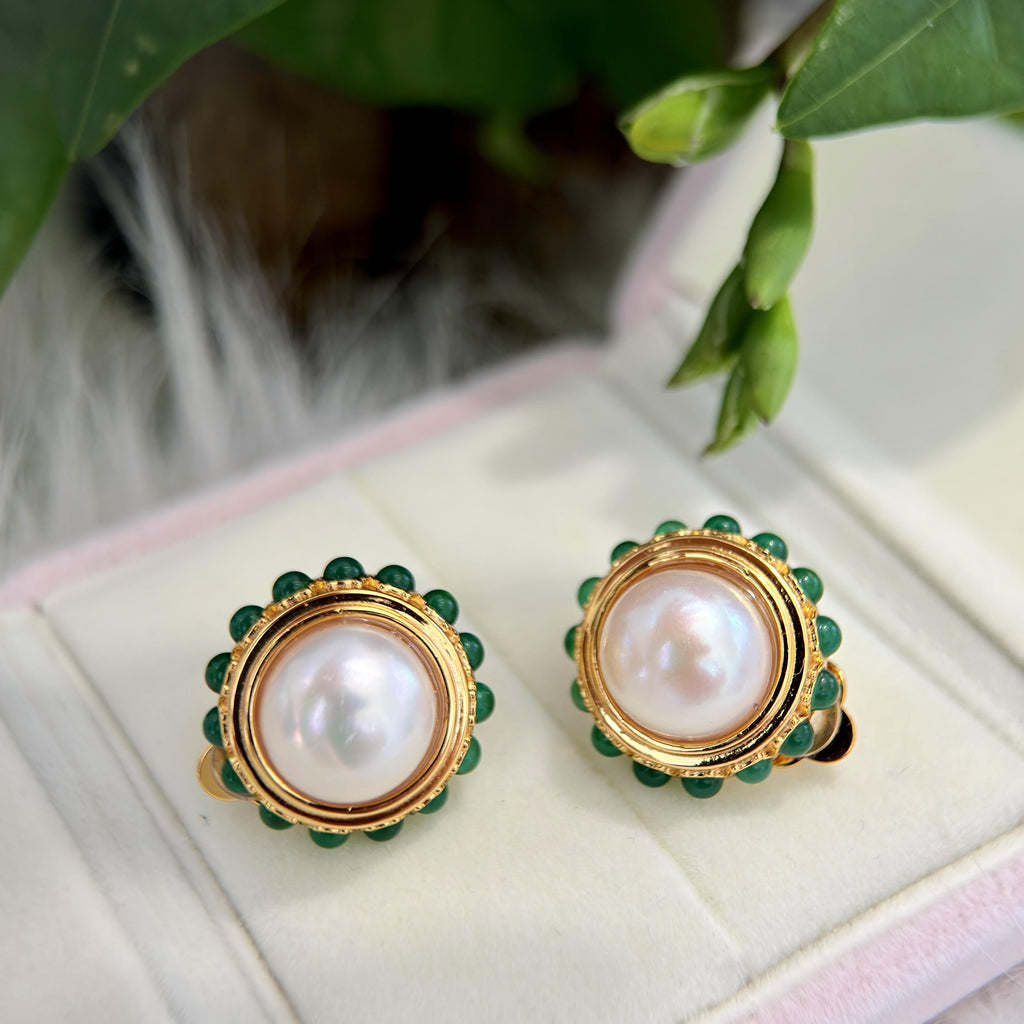 12.3mm White Pearl Clip-On Earrings – Chrysoprase Design