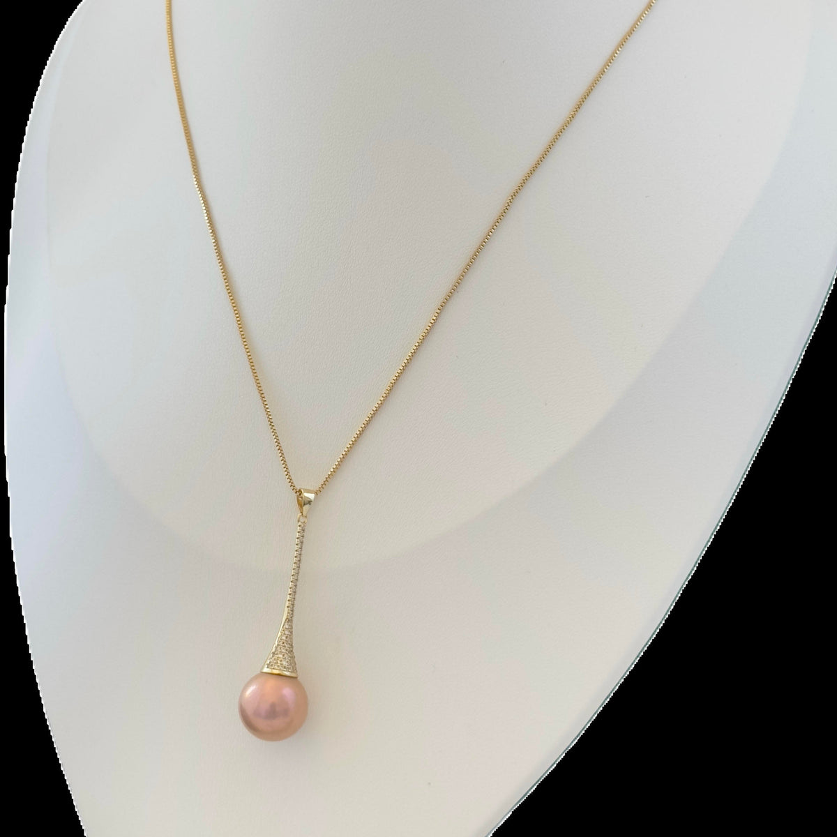 Pagoda Pearl Pendant Necklace – Lavender & Warm Halo