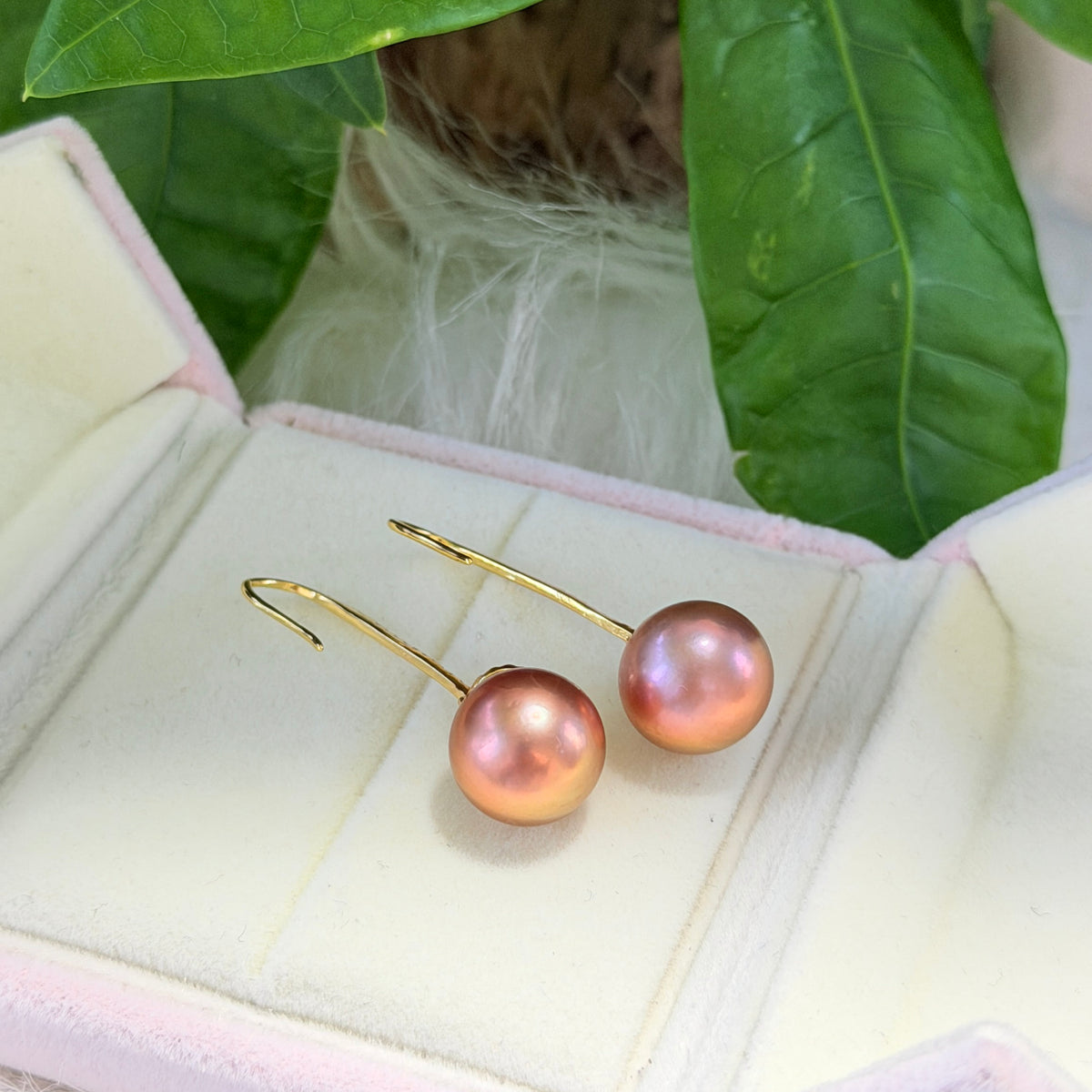 12mm Metallic Brown Freshwater Pearl Drop Earrings – Green Halo