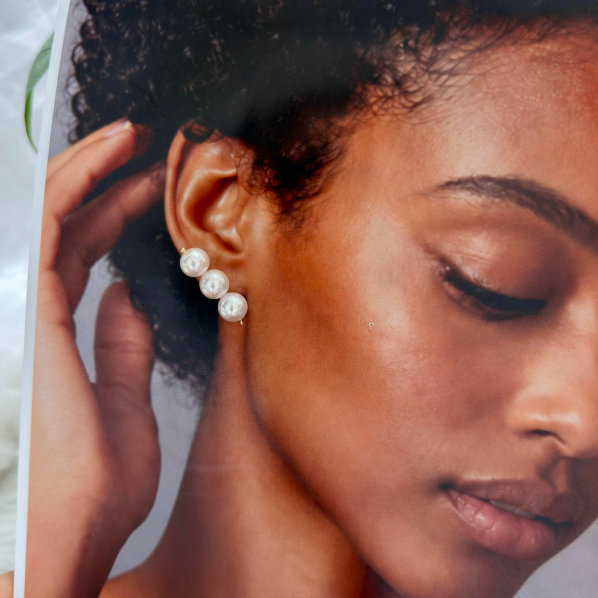 Balance Beam Pearl Stud Earrings – Three 8.5mm White Pearls with Pink Halo