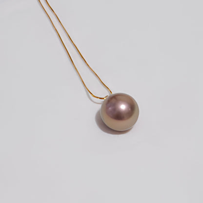 Rebel Girl's Pearl Necklace