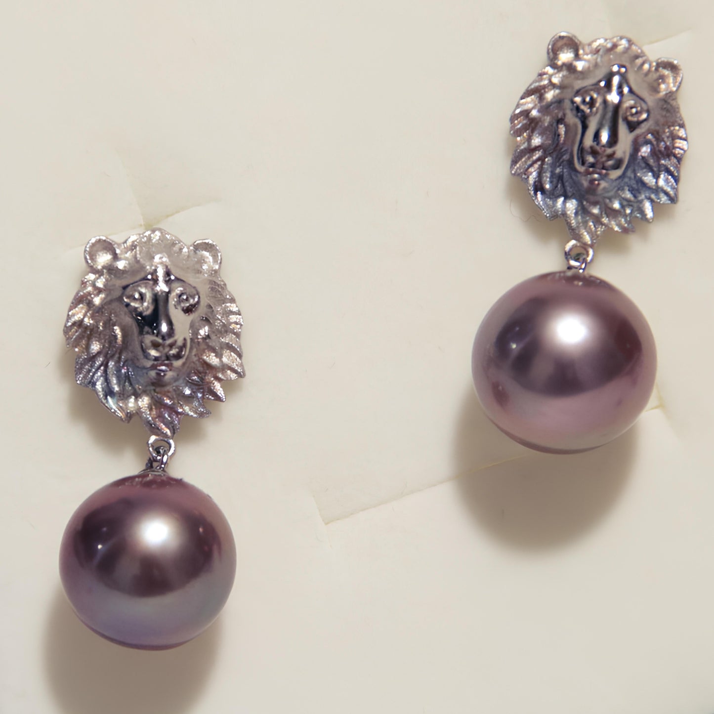 Lion Pearl Earrings