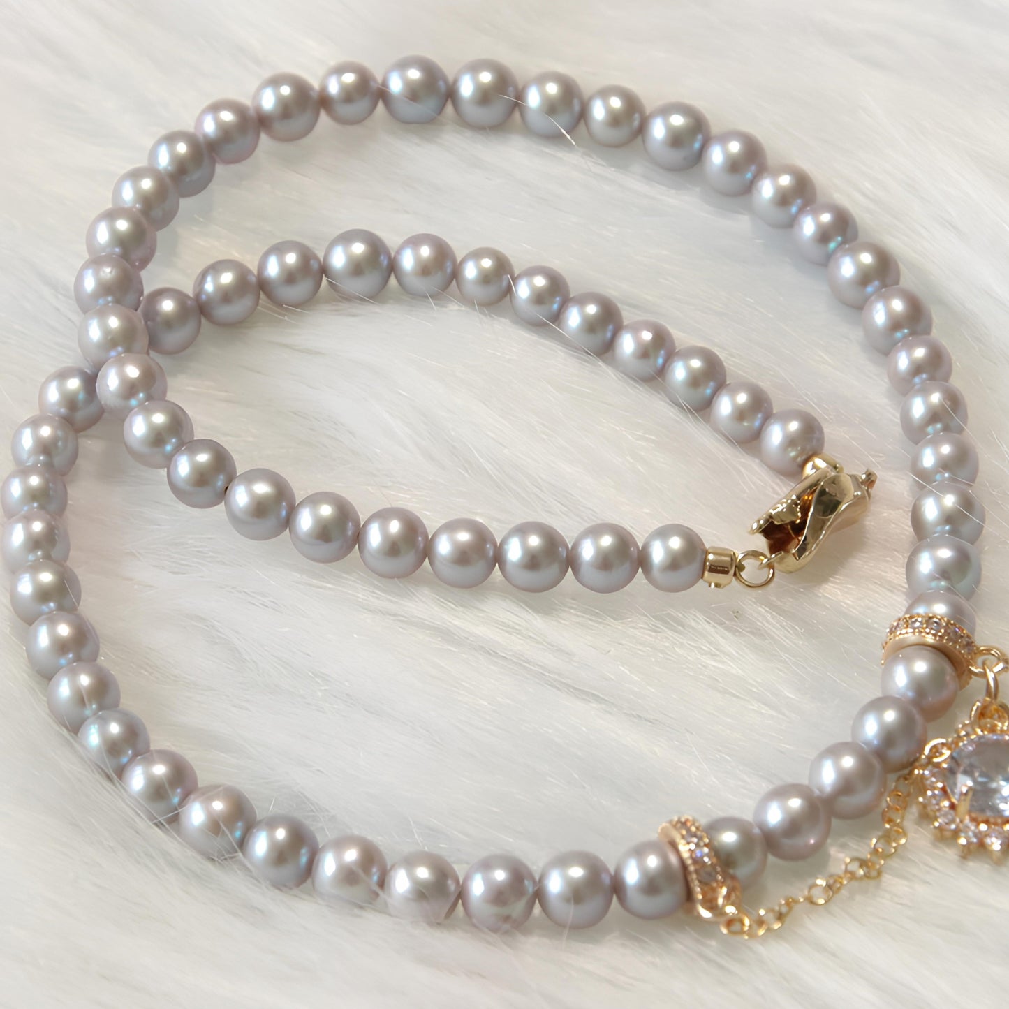 Grey-Blue Pearl Necklace