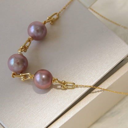 Geometric Pearl Necklace