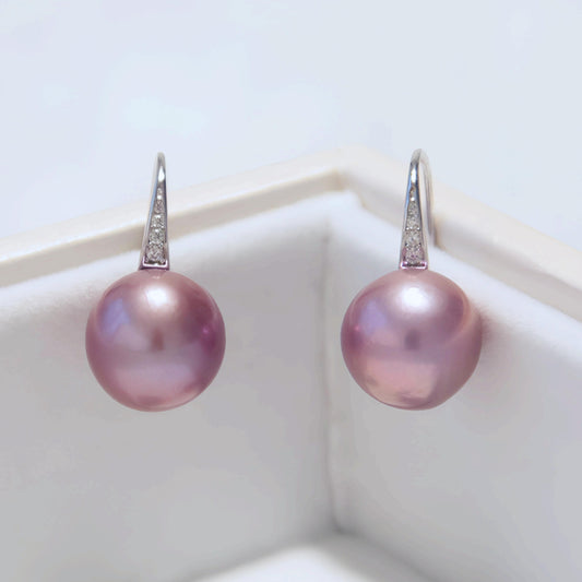 High Heels Pearl Earrings