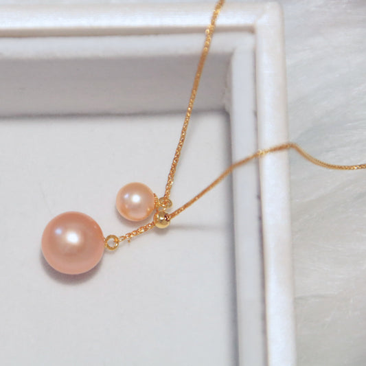 Gold Pearls Necklace