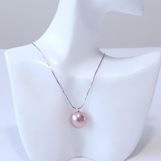 Rebel Girl's Pearl Necklace