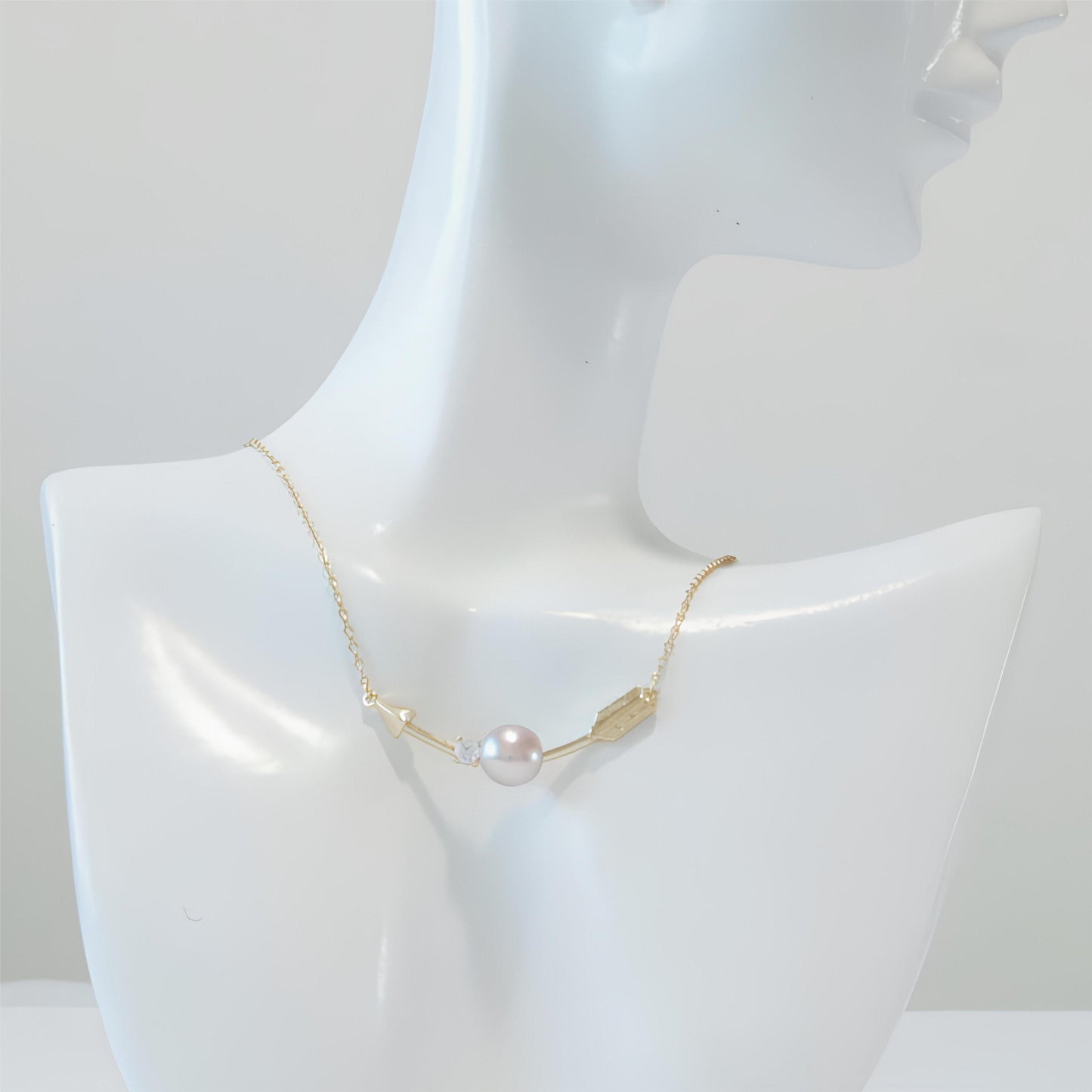 Love Arrow Natural Pearl Necklace