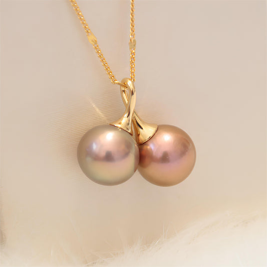 Trumpet Pearl Necklace Pendant