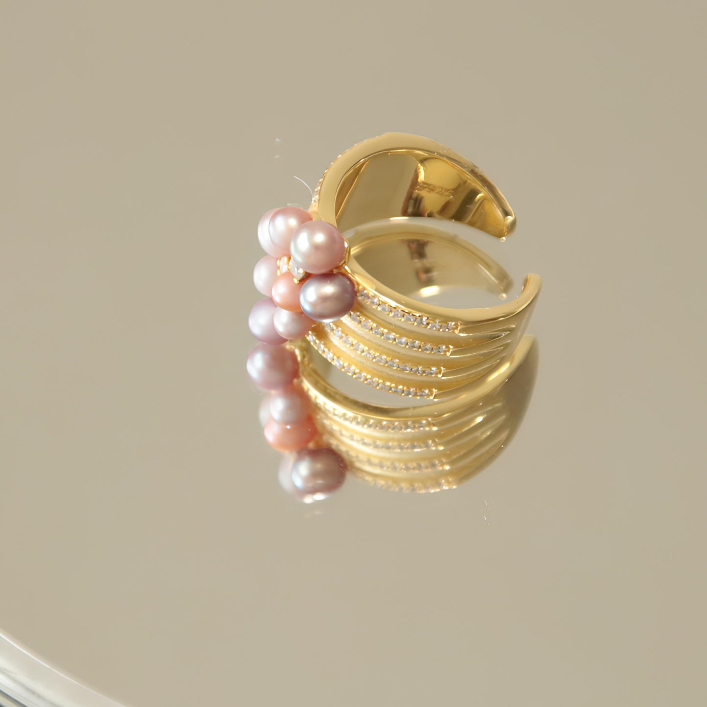 Wide-rimmed Colourful Pearl Ring