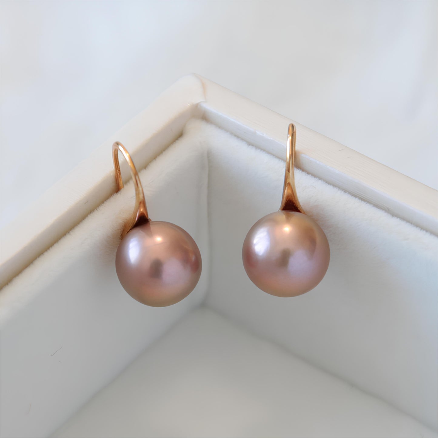 High Heels Pearl Earrings