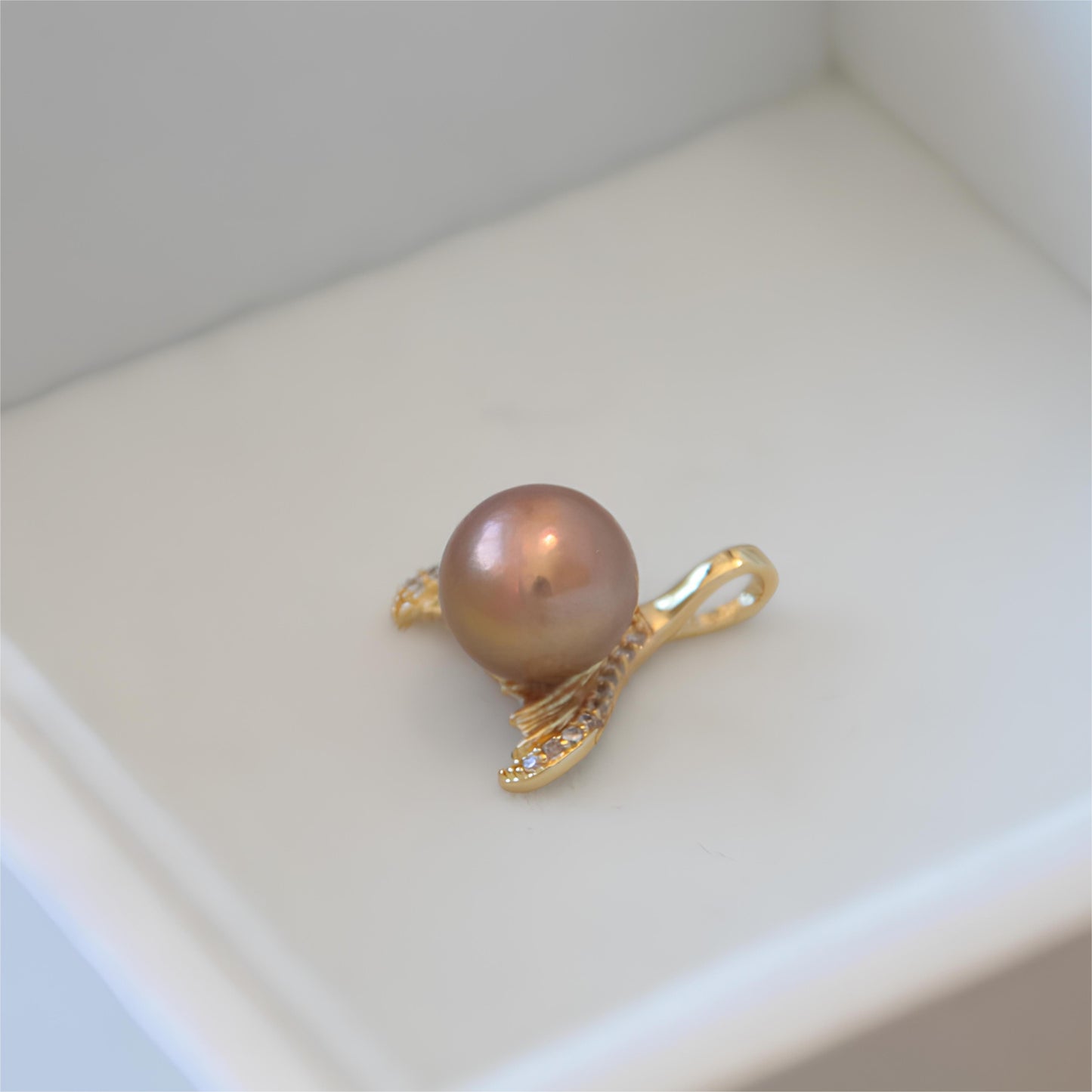 Mermaid Pearl Pendant