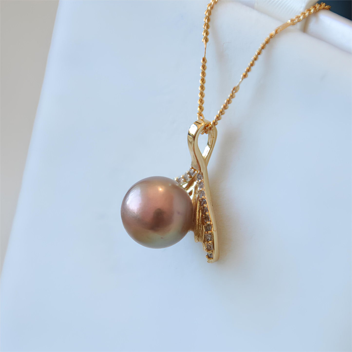 Mermaid Pearl Pendant