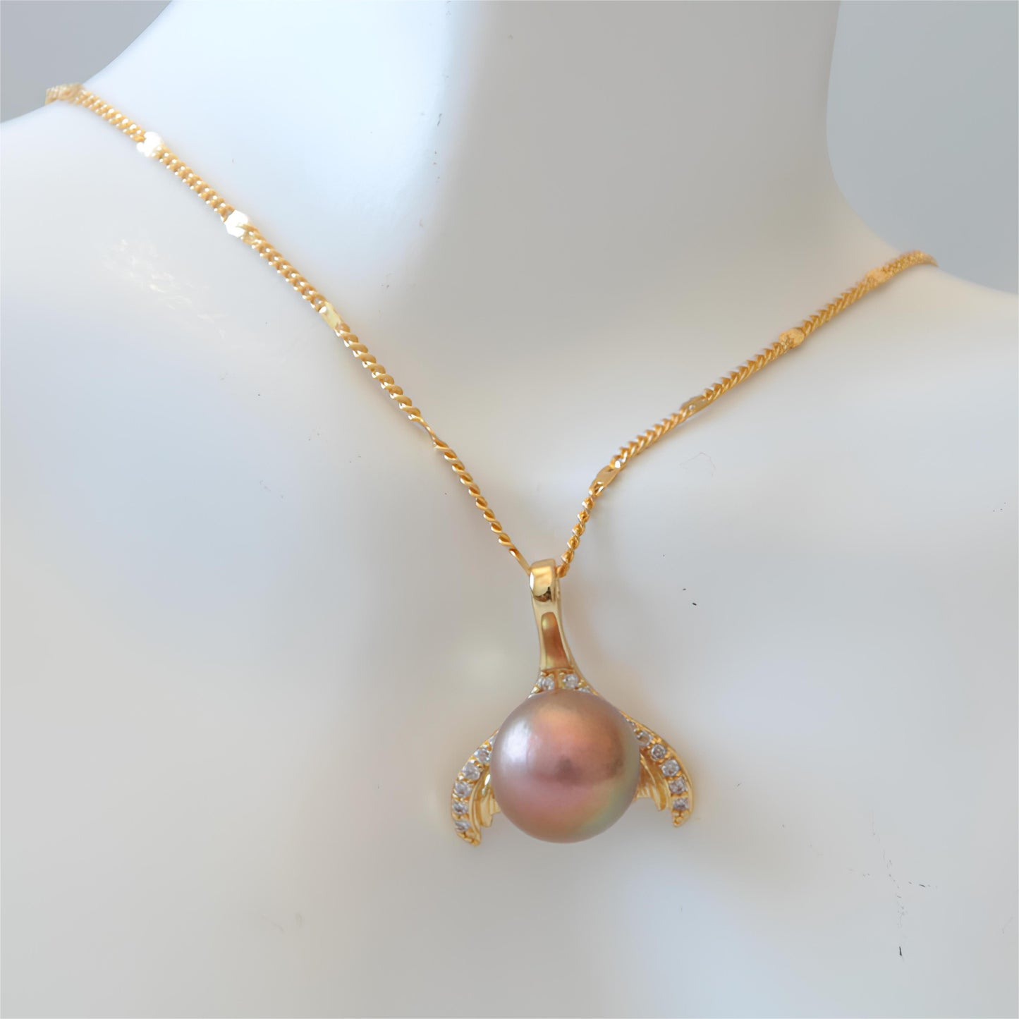 Mermaid Pearl Pendant