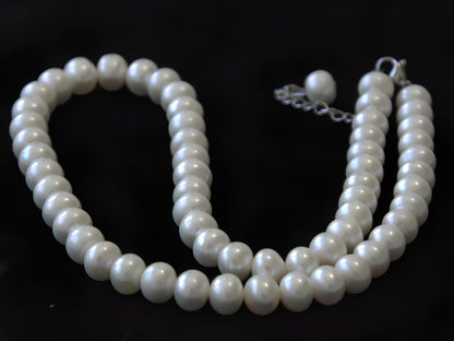 White Peaarl Necklace