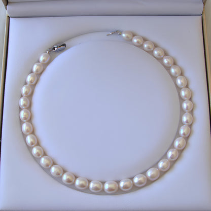 White Oval Pearls Necklace