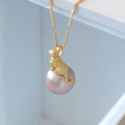 Cat Pearl pendant