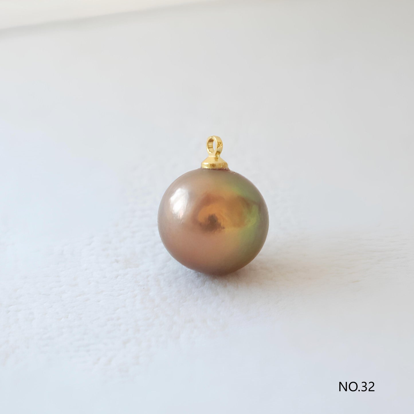 Single Natural Pearl Pendant