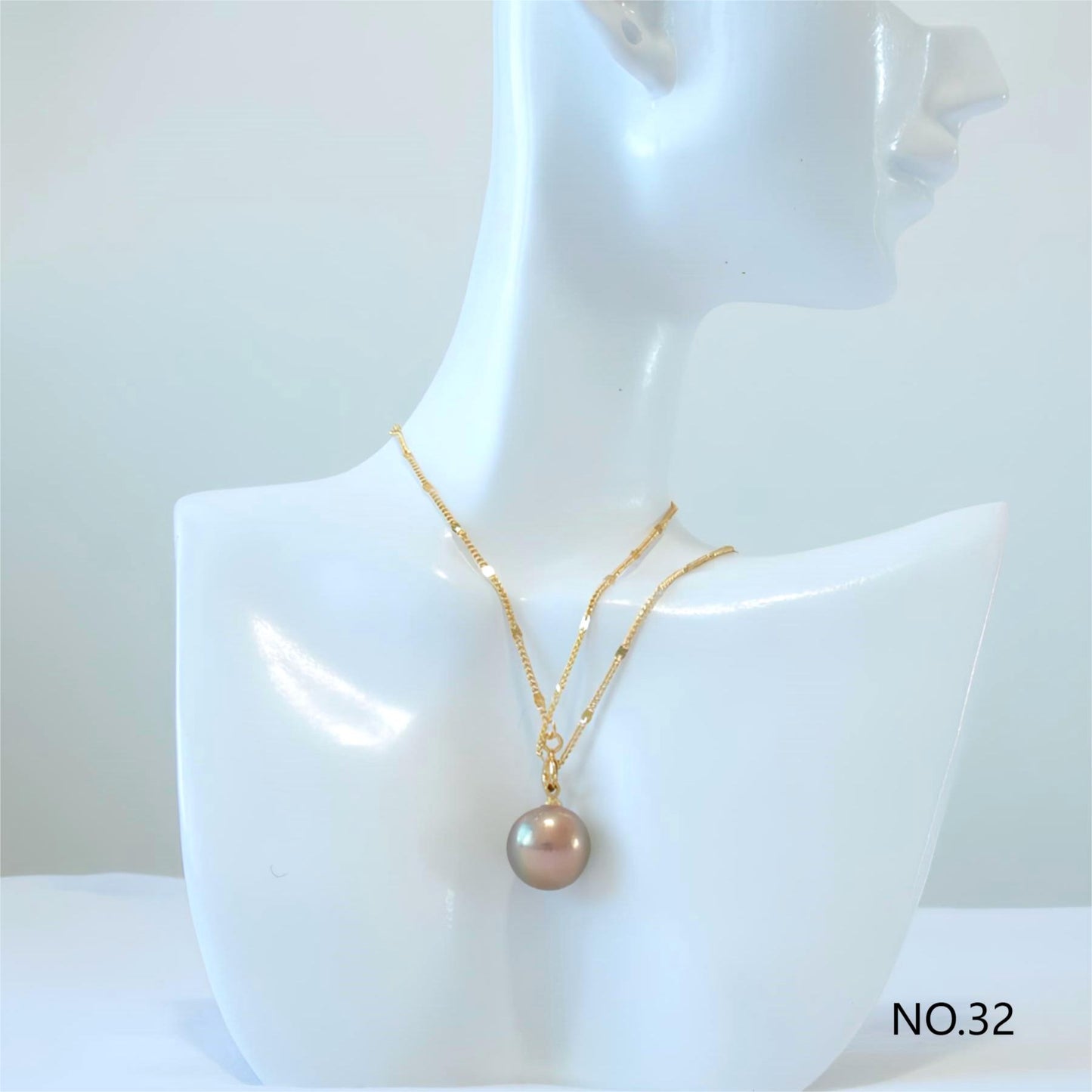 Single Natural Pearl Pendant