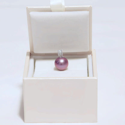 Fuchsia pearl pendant