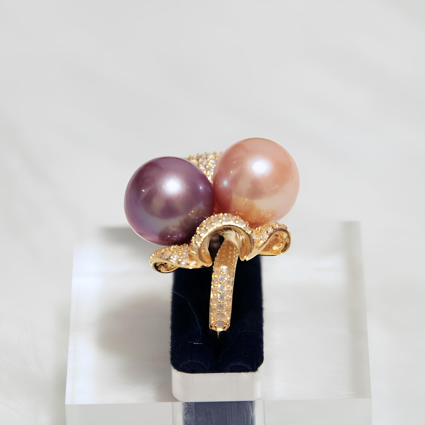 Golden Wave Double Pearl Ring