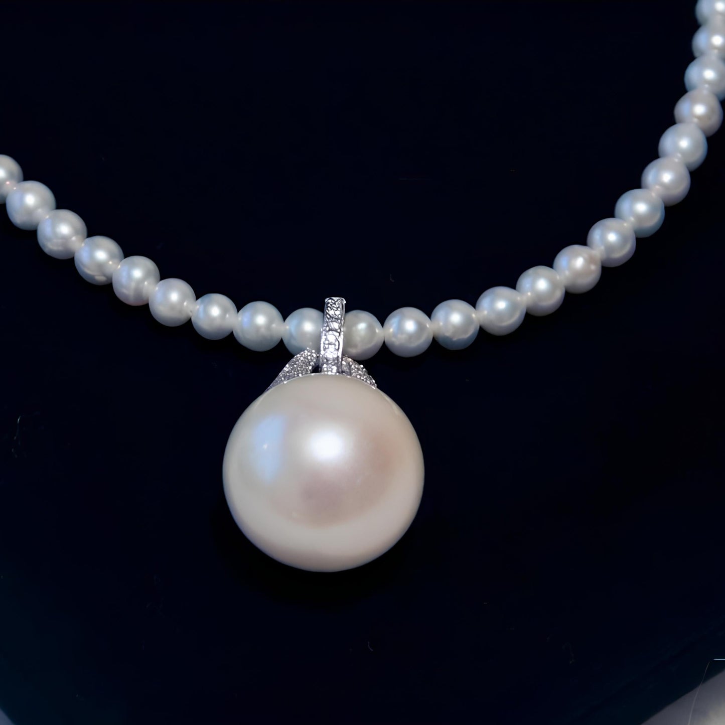 Jumbo White Pearl Pendant