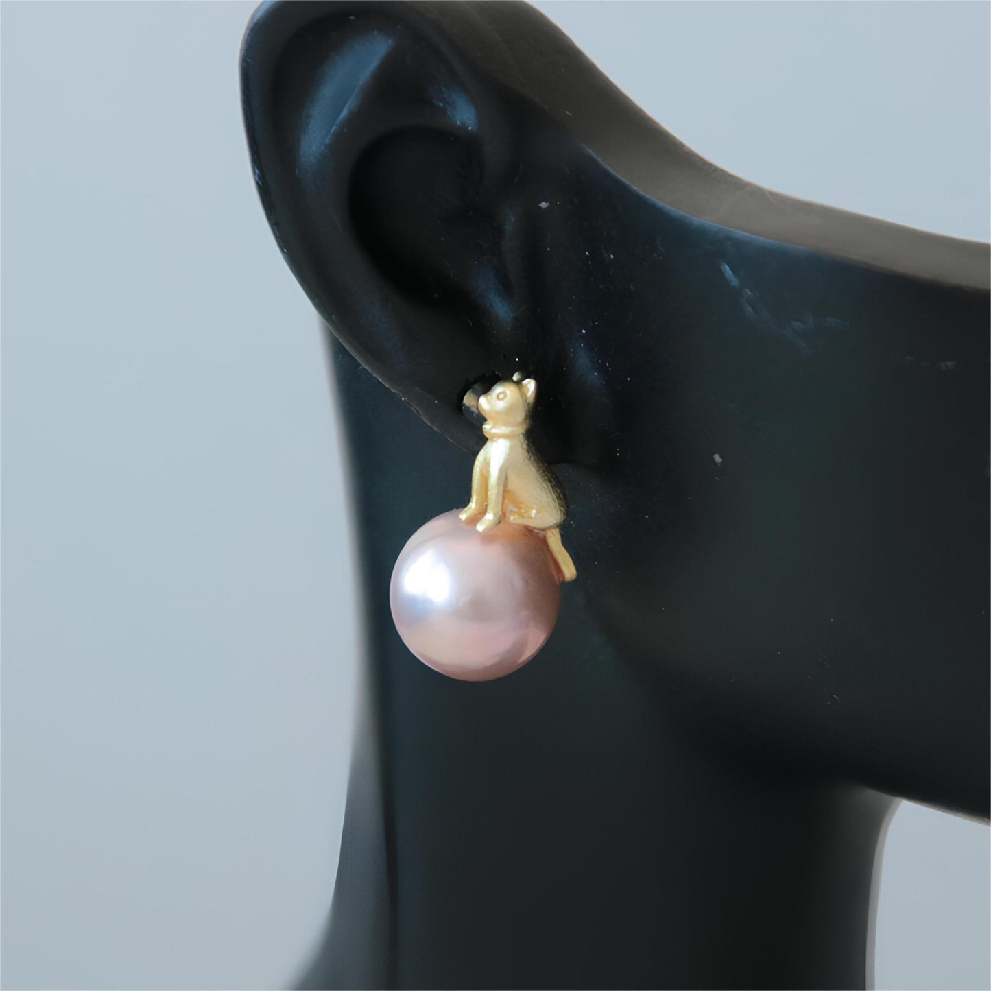 Buccellati Style Cat Pearl Earrings - Tricky Lucky