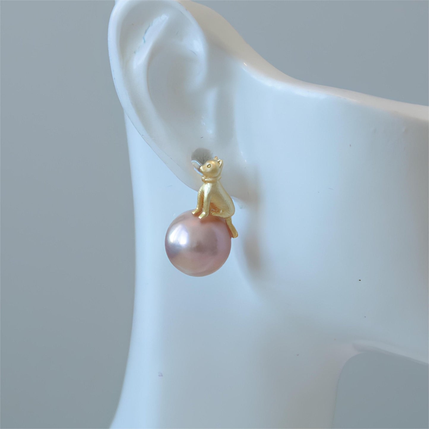 Buccellati Style Cat Pearl Earrings - Tricky Lucky