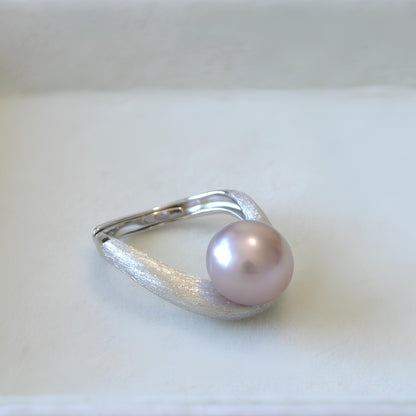 Buccellati Style Pearl Ring - Tricky Lucky