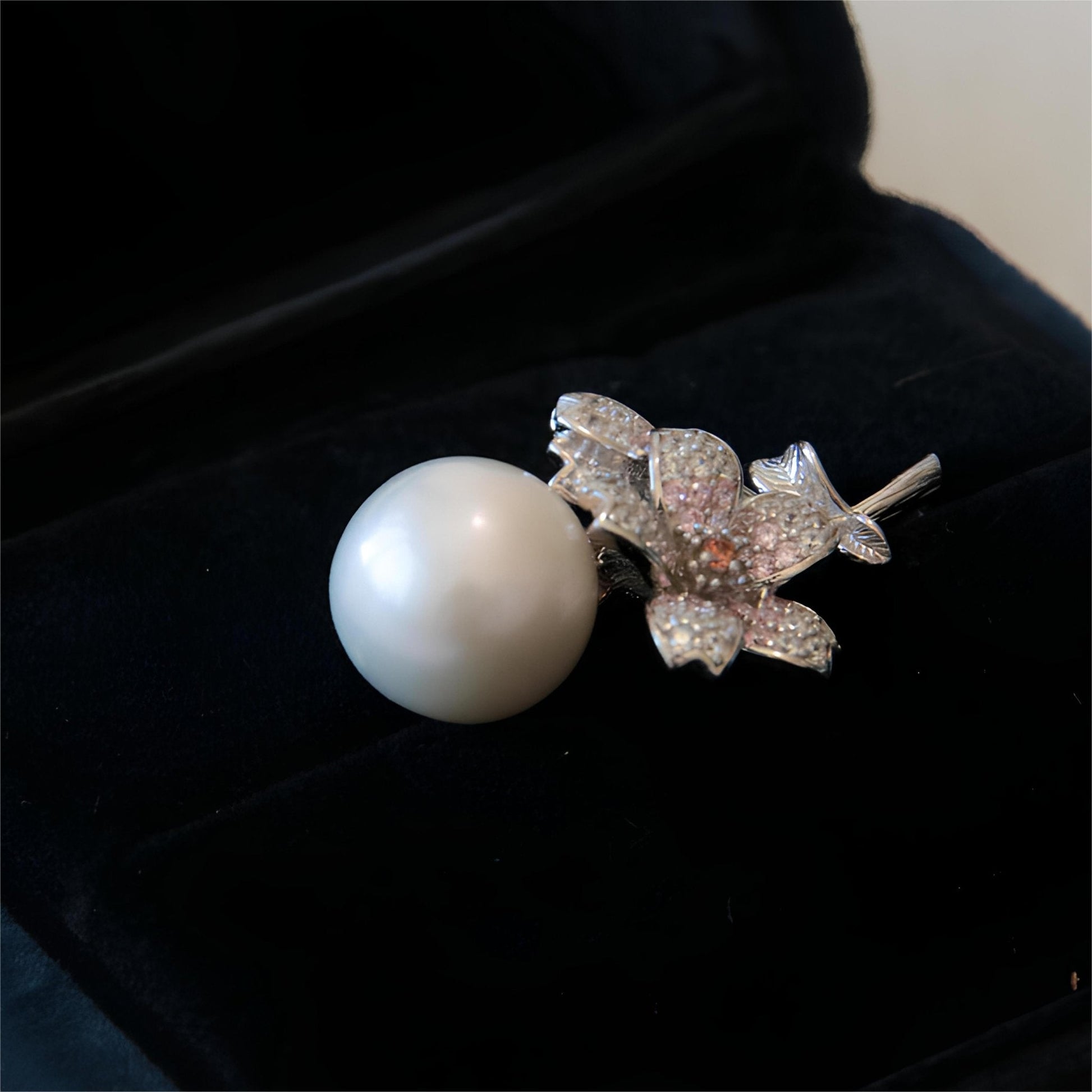 Cherry Flower White Pearl Pendant - Tricky Lucky