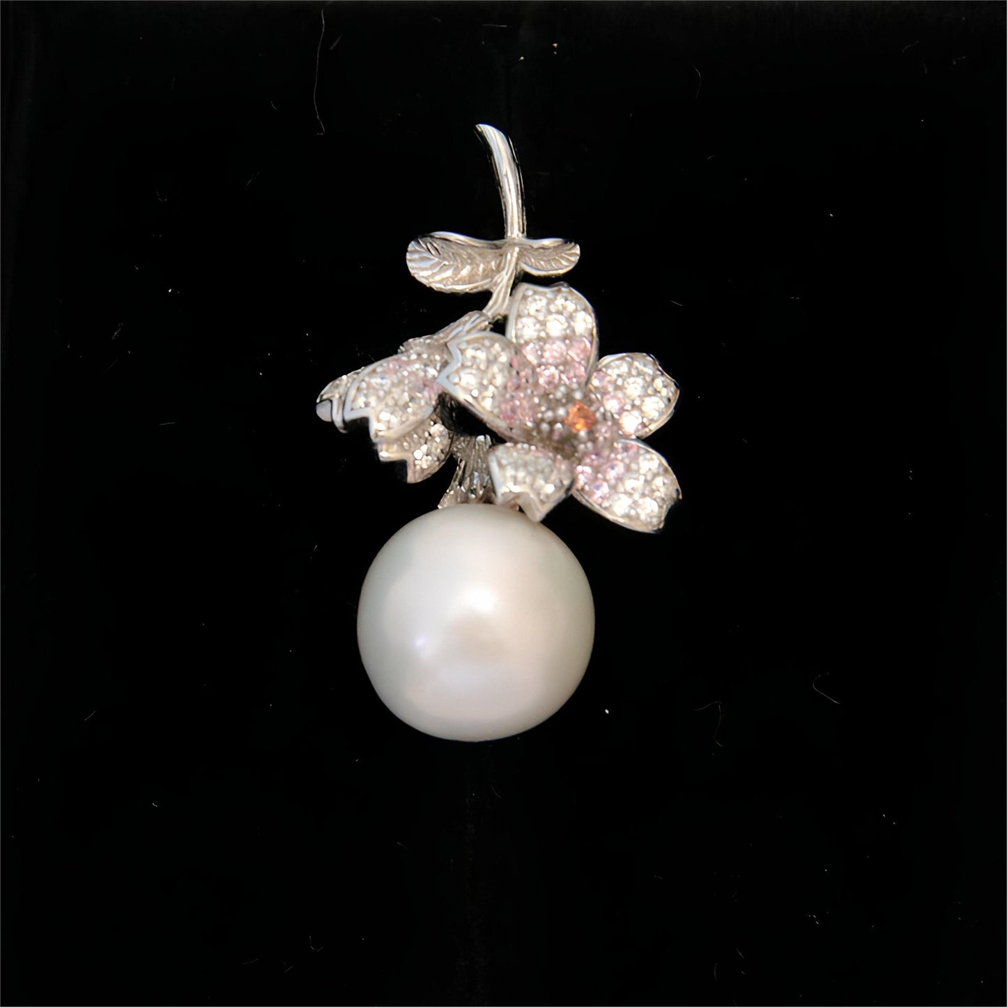 Cherry Flower White Pearl Pendant - Tricky Lucky