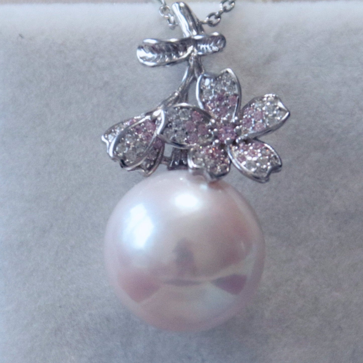 Cherry Flower White Pearl Pendant - Tricky Lucky