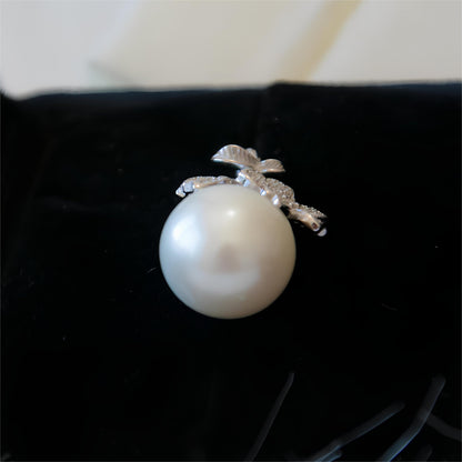 Cherry Flower White Pearl Pendant - Tricky Lucky