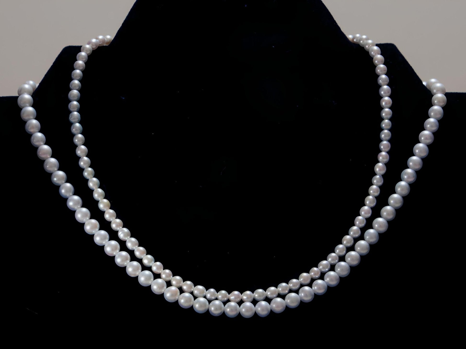 Cold Blue Pearl Necklace - Tricky Lucky